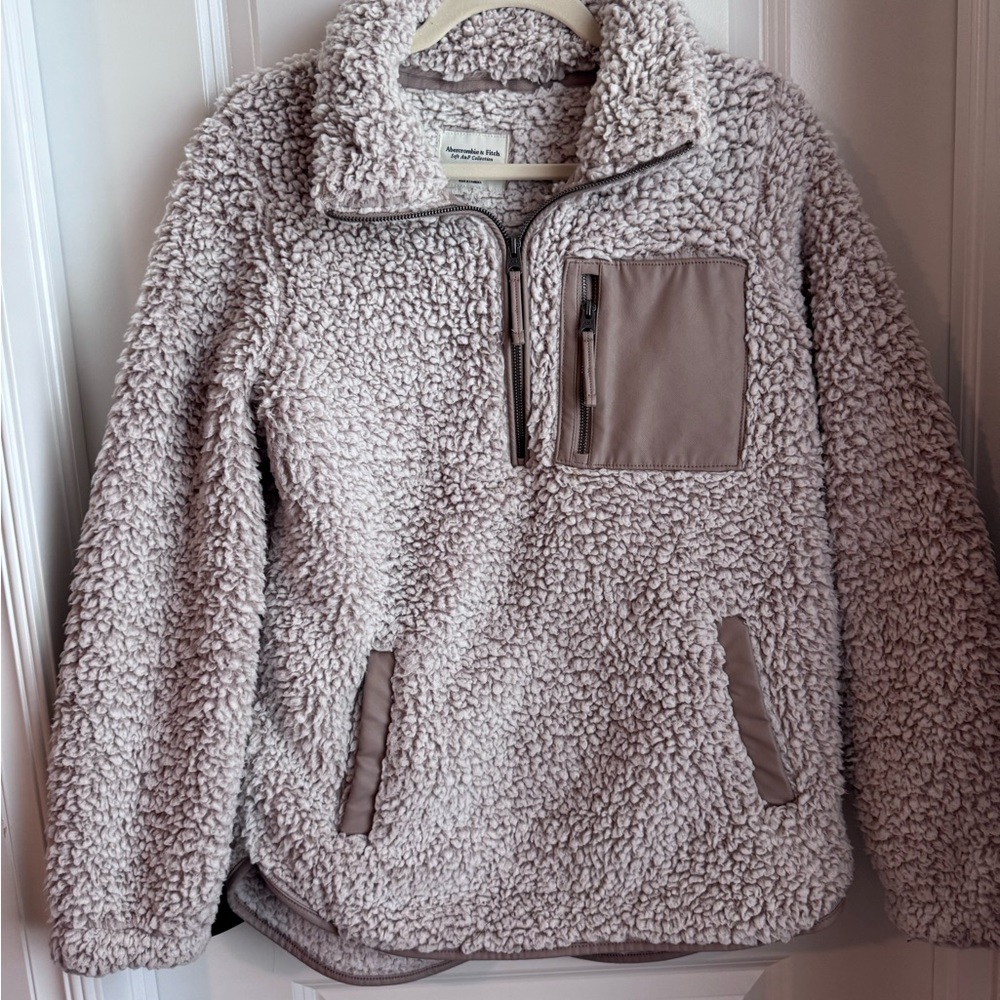 Abercrombie & Fitch Women Sherpa Pullover 1/4 Zip Faux Leather Trim Beige